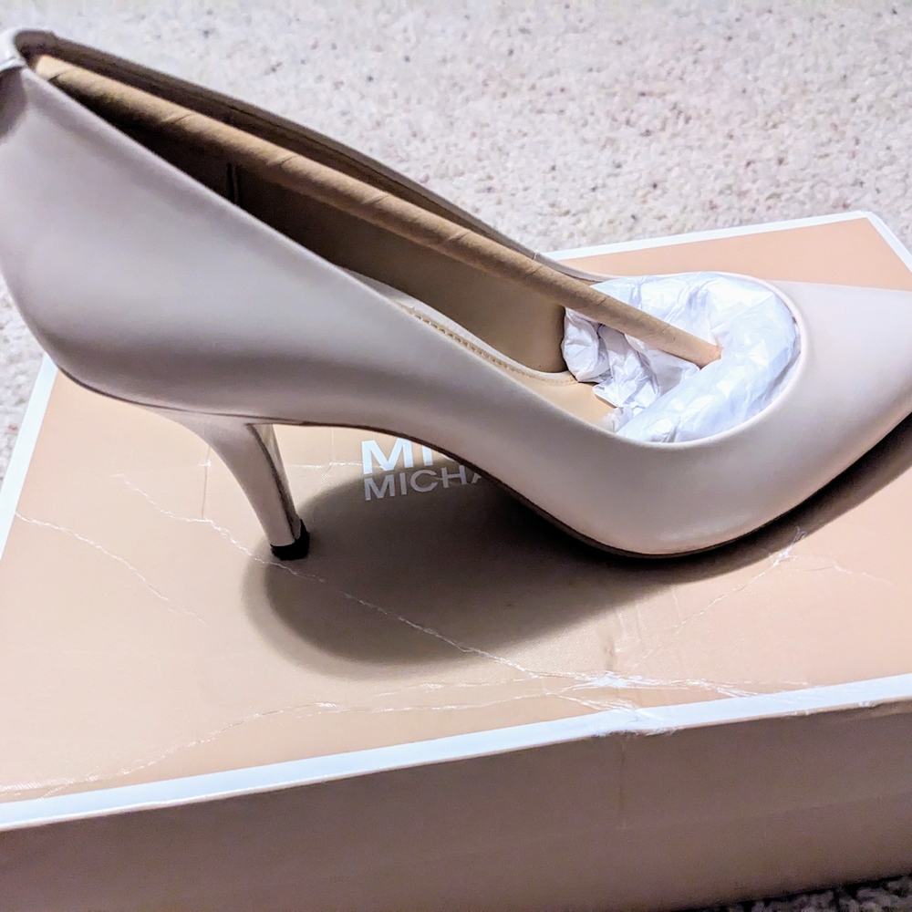 Michael Kors Women's Cream Heels